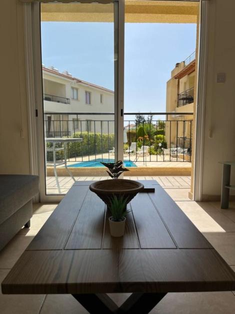 The Holiday Flat, Gateway To Desired Experiences Peyia Exterior foto
